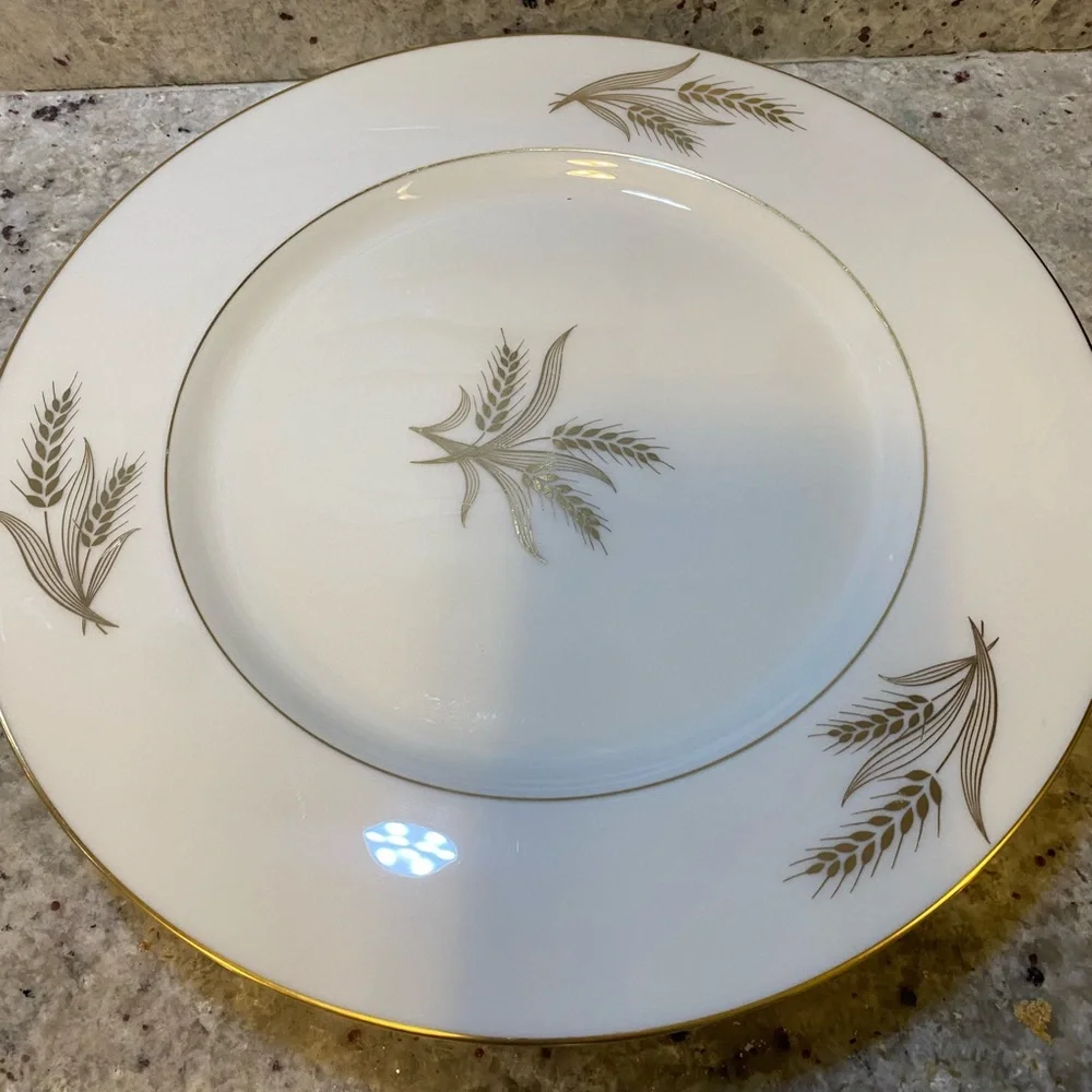Set Of‎ 8 Lenox Harvest Cream And Gold Dinner Plates